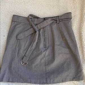 Black and white houndstooth skirt